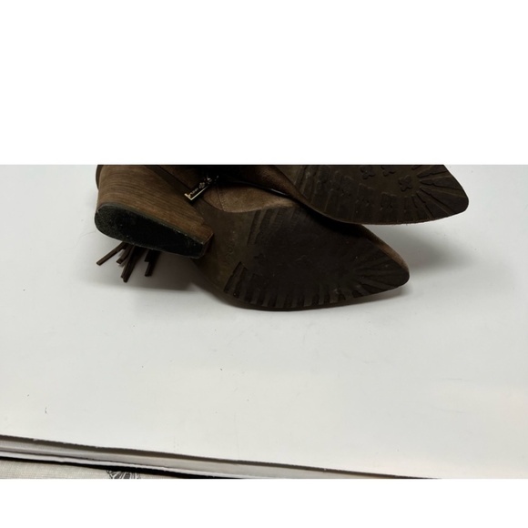 Isola Antonella Suede Fringe Wedge Ankle Boot Tan Nude Women's size 8 - Picture 7 of 10